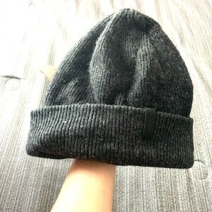 Bula Merino Wool Beanie Hat Winter Ski Snow Outdoor Hiking Camping Heather Grey